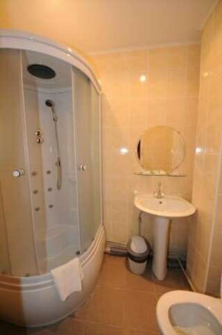 Гостиница Акварель Нижний Новгород Четырехместный Семейный-4